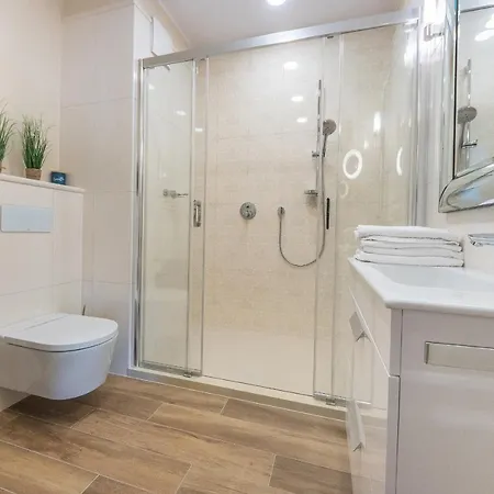 Pomorskie Bernadowska Deluxe Gdynia